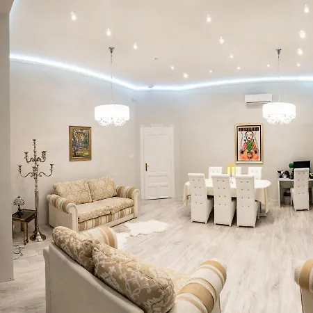Apartment Sky Debrecen